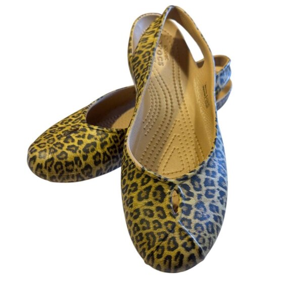 Leopard Print Crocs Womens Flats W8 Iconic Comfort Slip-On Shoes - Picture 2 of 8